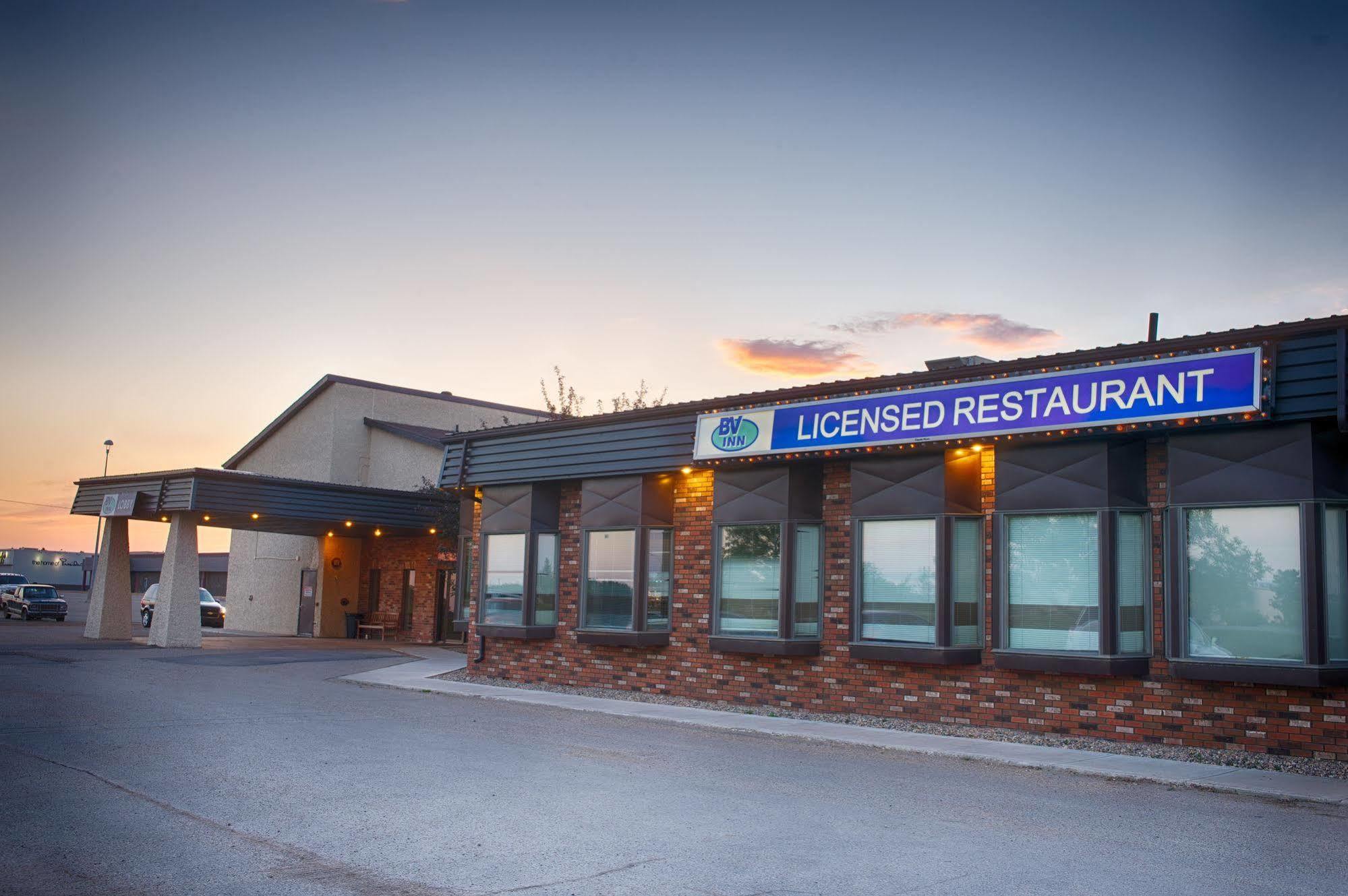Bella Vista Inn Humboldt エクステリア 写真