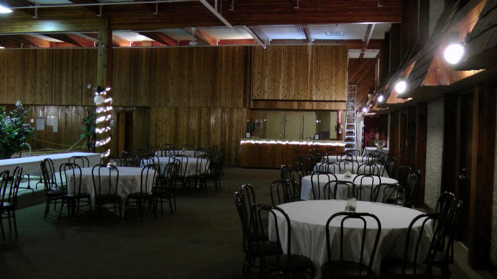 Bella Vista Inn Humboldt エクステリア 写真