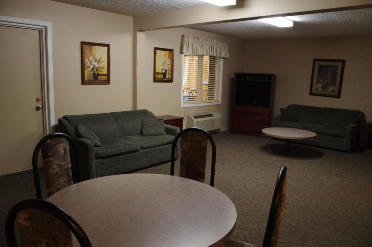 Bella Vista Inn Humboldt エクステリア 写真